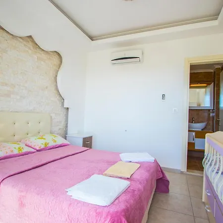 ヴィラ Hisarpark B Villa, Oezel Havuzlu,