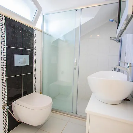 Hisarpark B Villa, Oezel Havuzlu, Φετιγιέ