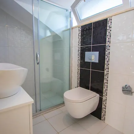 Hisarpark B Villa, Oezel Havuzlu, Φετιγιέ