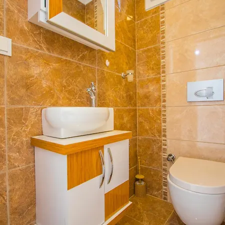 Hisarpark B Villa, Oezel Havuzlu, Βίλα *